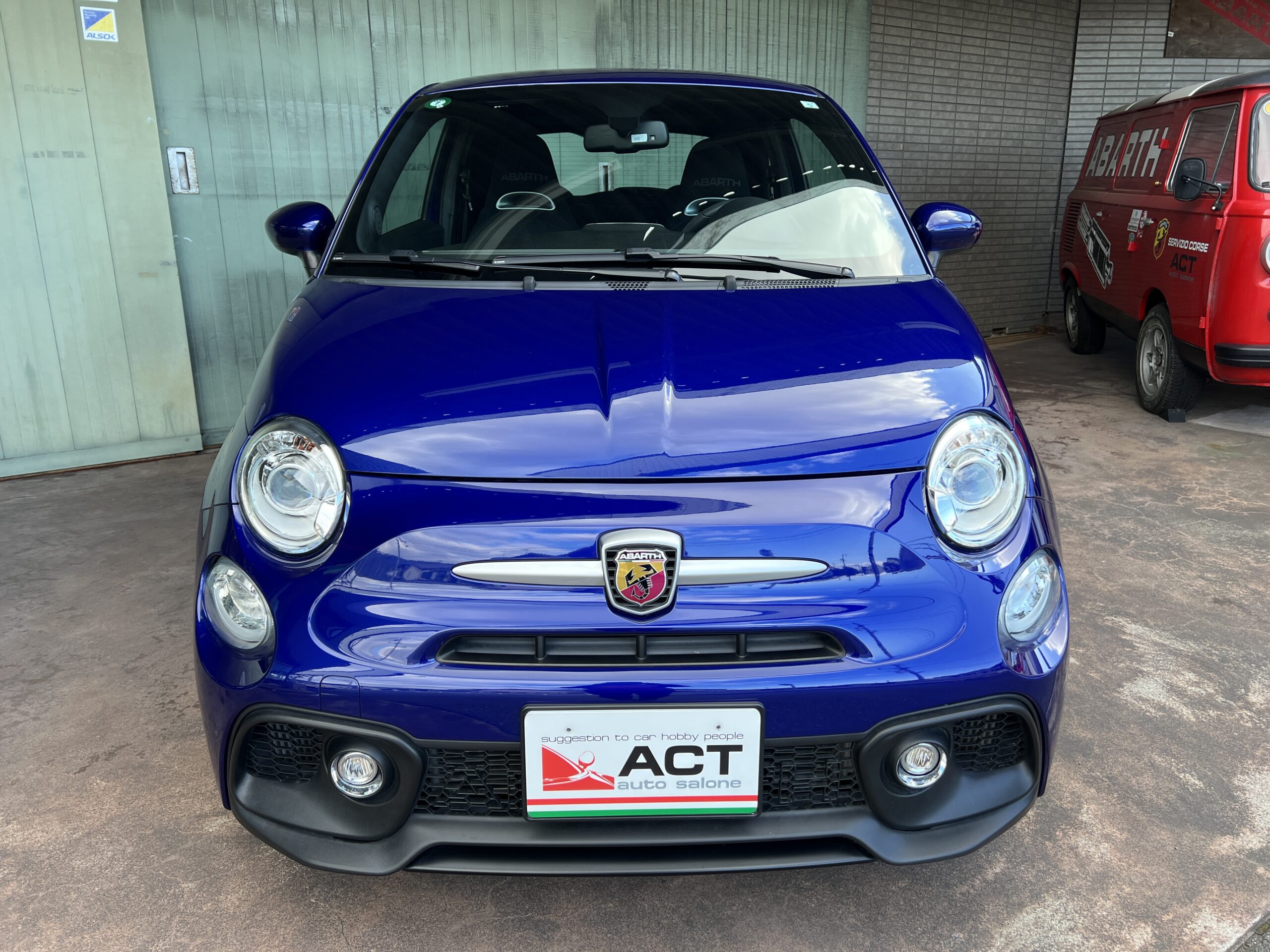 19’ ABARTH 595 BASE GRADE Blu Podio LHD/5MT