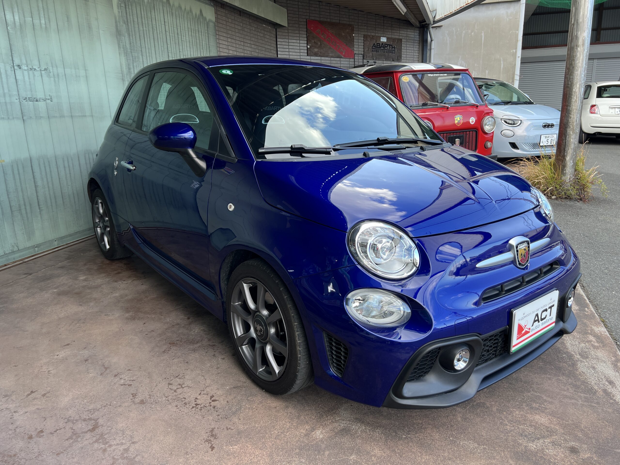 19’ ABARTH 595 BASE GRADE Blu Podio LHD/5MT