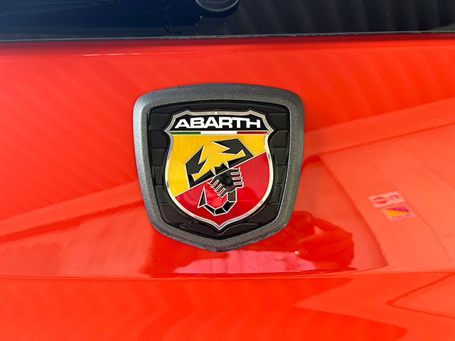 ABARTH 695 COMPETIZIONE 1.4 TURBO 180ps ARANCIONE RACING LHD/5MT