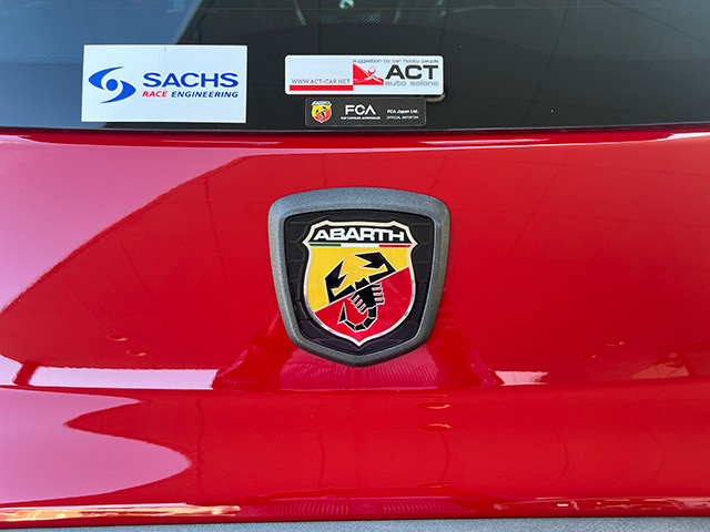 16′ ABARTH 695 BIPOSTO Ferrari Courtesy Car 1.4TURBO 190ps LHD/5MT