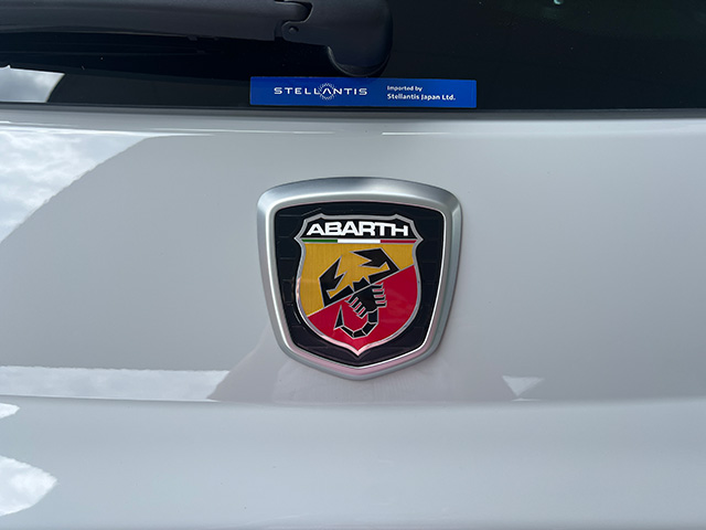 22’ ABARTH F595 1.4 TURBO 165ps LHD M/T