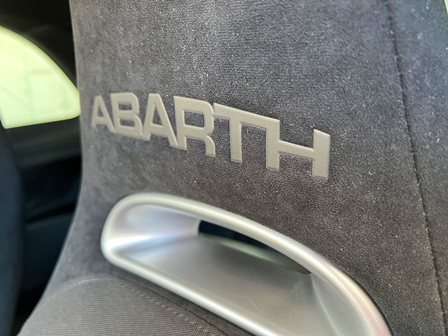 ABARTH 695 1.4 TURBO 180ps LHD/MTA ARANCIONE RACING
