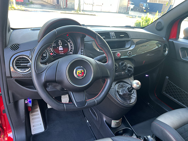16′ ABARTH 695 BIPOSTO Ferrari Courtesy Car 1.4TURBO 190ps LHD/5MT