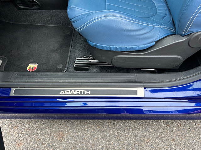 21’ABARTH 595C 1.4TURBO 145ps LHD/5MT BLU PODIO