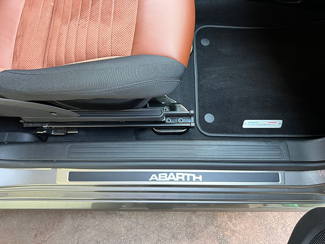 21’ ABARTH 595 COMPETIZIONE 1.4 TURBO LHD/5MT GRIGIO RECORD