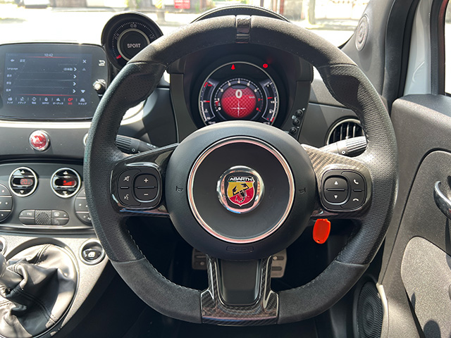 22’ ABARTH F595 1.4 TURBO 165ps RHD/5MT