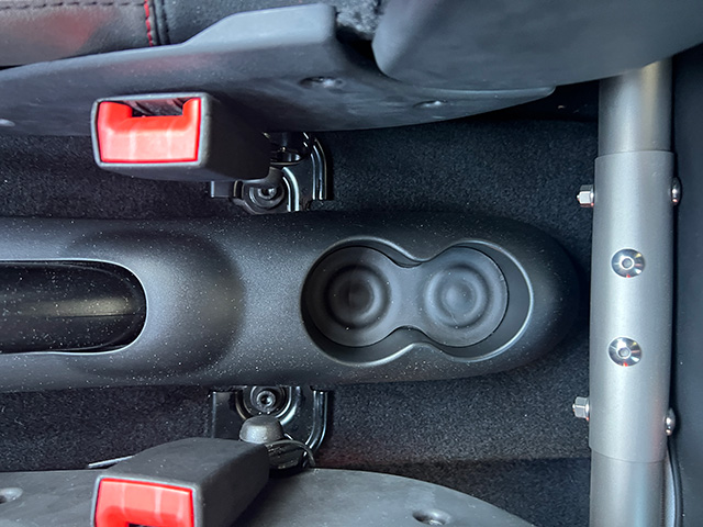 16′ ABARTH 695 BIPOSTO Ferrari Courtesy Car 1.4TURBO 190ps LHD/5MT