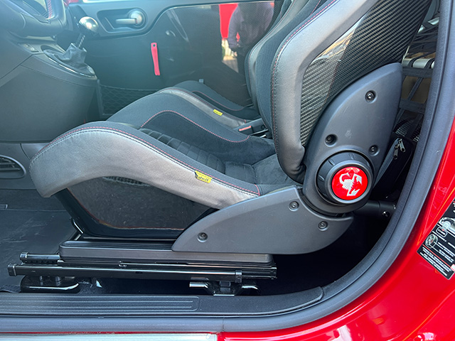 16′ ABARTH 695 BIPOSTO Ferrari Courtesy Car 1.4TURBO 190ps LHD/5MT