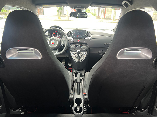 22’ ABARTH F595 1.4 TURBO 165ps LHD M/T
