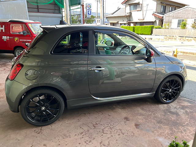 15′ FIAT 500 TwinAir RHD/5MT GRIGIO ADRENALINICO