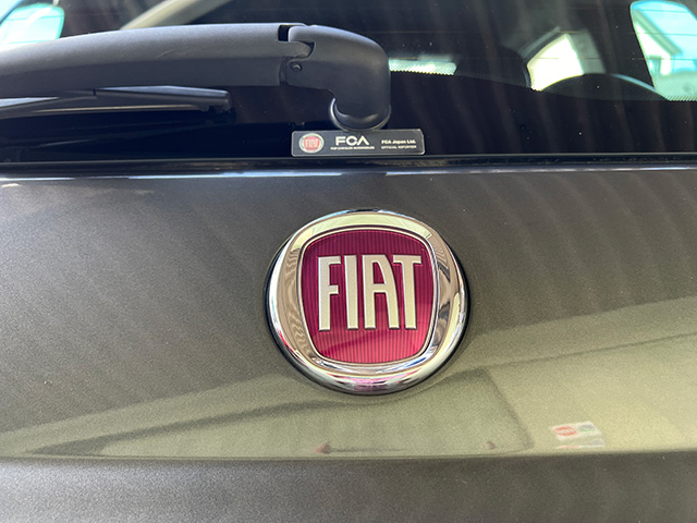 15′ FIAT 500 TwinAir RHD/5MT GRIGIO ADRENALINICO