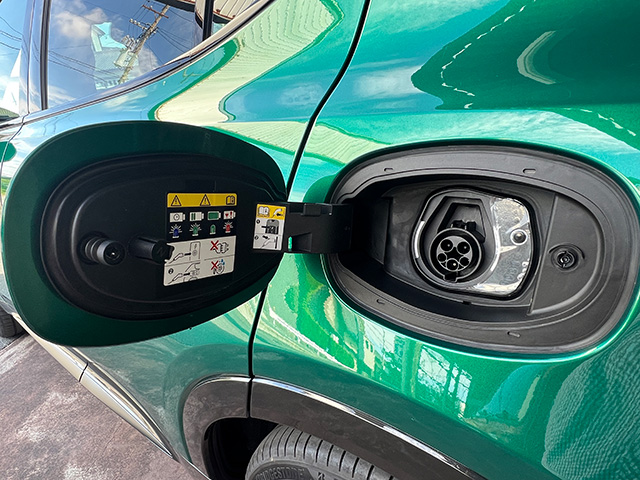 24′ ALFA ROMEO TONALE PHEV Q4 VELOCE SUNROOF EDITION