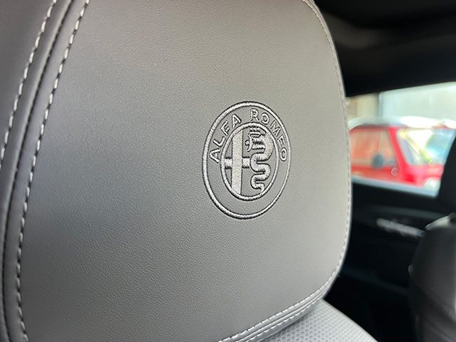 24′ ALFA ROMEO TONALE PHEV Q4 VELOCE SUNROOF EDITION