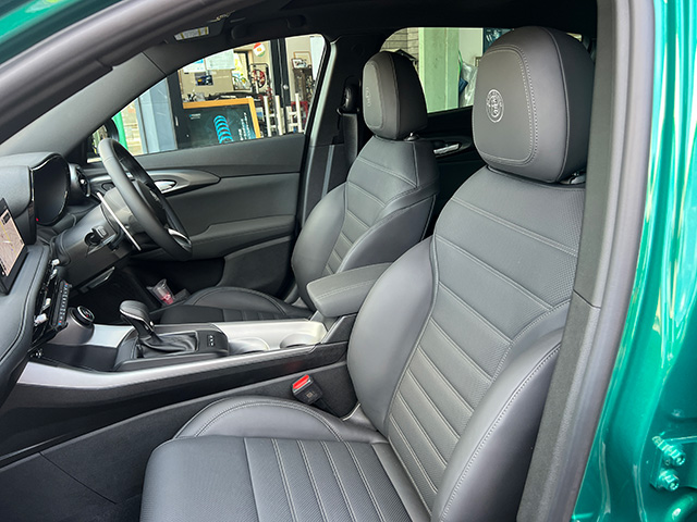 24′ ALFA ROMEO TONALE PHEV Q4 VELOCE SUNROOF EDITION