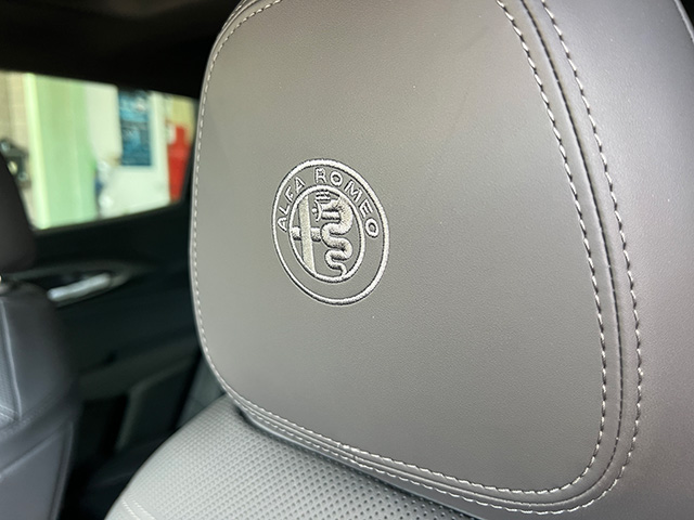 24′ ALFA ROMEO TONALE PHEV Q4 VELOCE SUNROOF EDITION