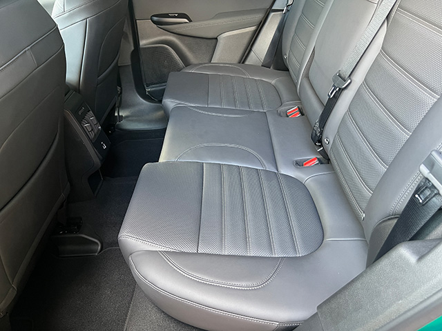 24′ ALFA ROMEO TONALE PHEV Q4 VELOCE SUNROOF EDITION