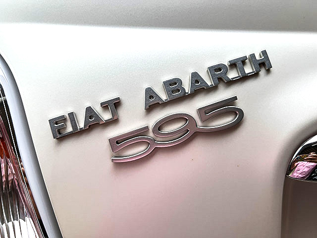 ABARTH スコーピオンロゴ エアクリーナー