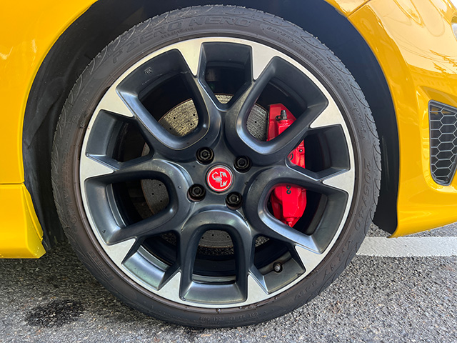 17’ ABARTH 595 COMPETIZIONE RHD/5MT Giallo Modena
