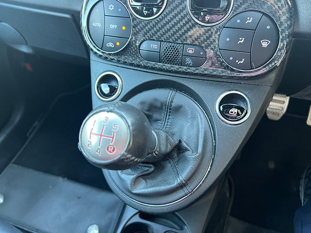 17’ ABARTH 595 COMPETIZIONE RHD/5MT Giallo Modena