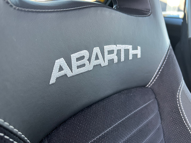 17’ ABARTH 595 COMPETIZIONE RHD/5MT Giallo Modena