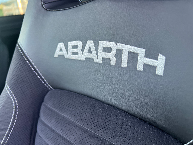 17’ ABARTH 595 COMPETIZIONE RHD/5MT Giallo Modena