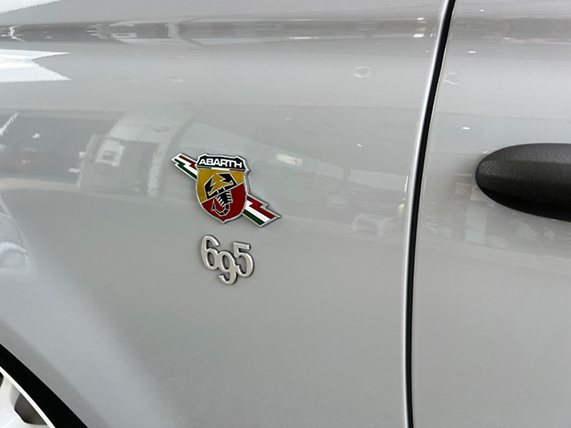 22′ ABARTH 695 ESSEESSE 1.4 TURBO 180ps LHD/5MT