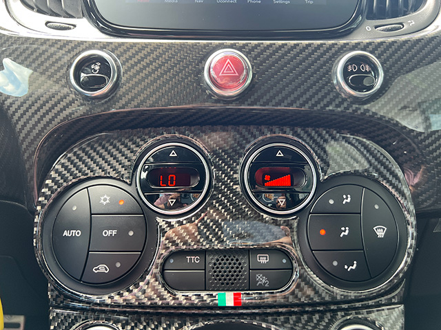 22′ ABARTH 695 ESSEESSE 1.4 TURBO 180ps LHD/5MT