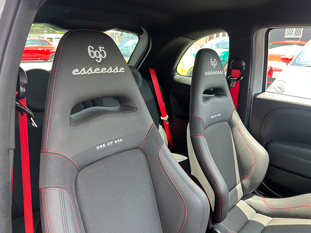 22′ ABARTH 695 ESSEESSE 1.4 TURBO 180ps LHD/5MT